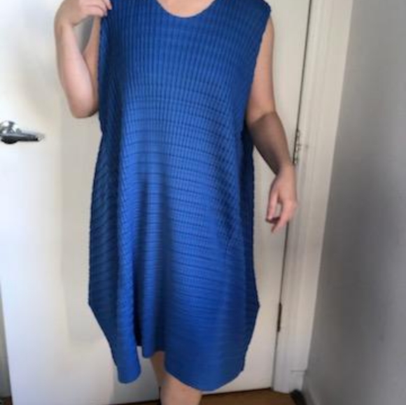 Issey Miyake Dresses & Skirts - ISSEY MIYAKE PLEATS PLEASE Sleeveless Dress